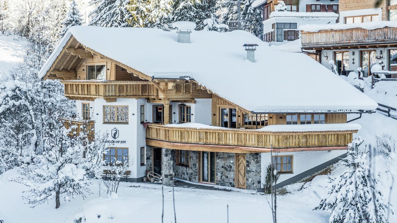 ExteriorWinter ExteriorWinter